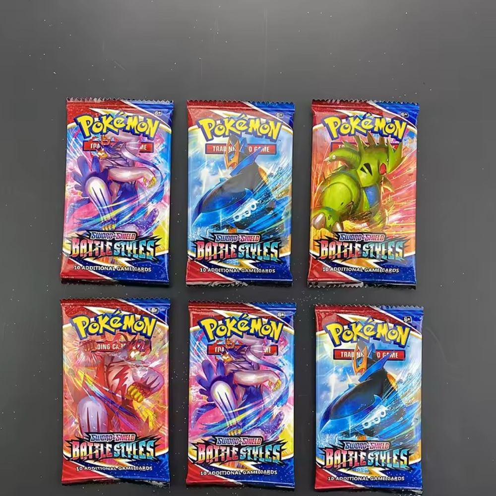 Random 2x pc pokeman special edition cards